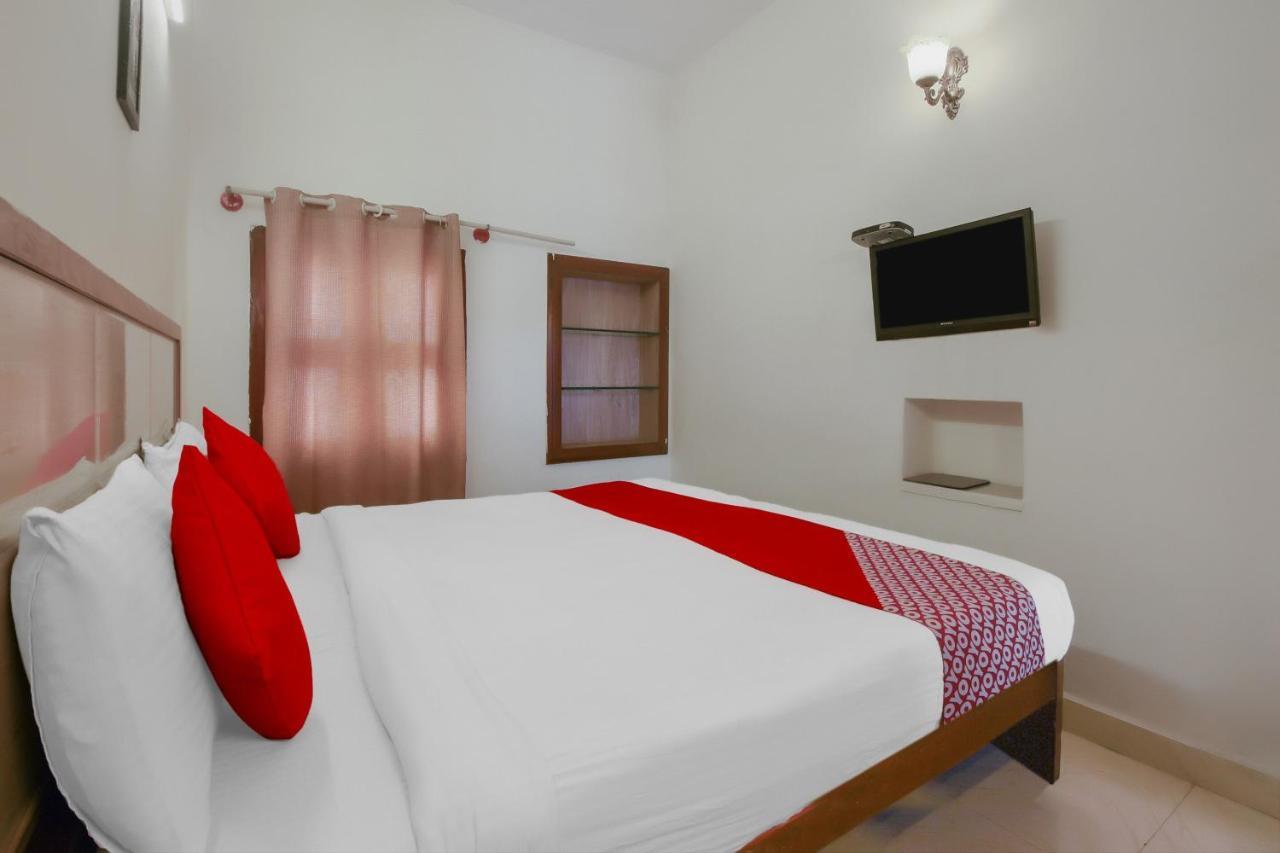 Kaveri Hotel Bed&Breakfast Mysore Eksteriør billede