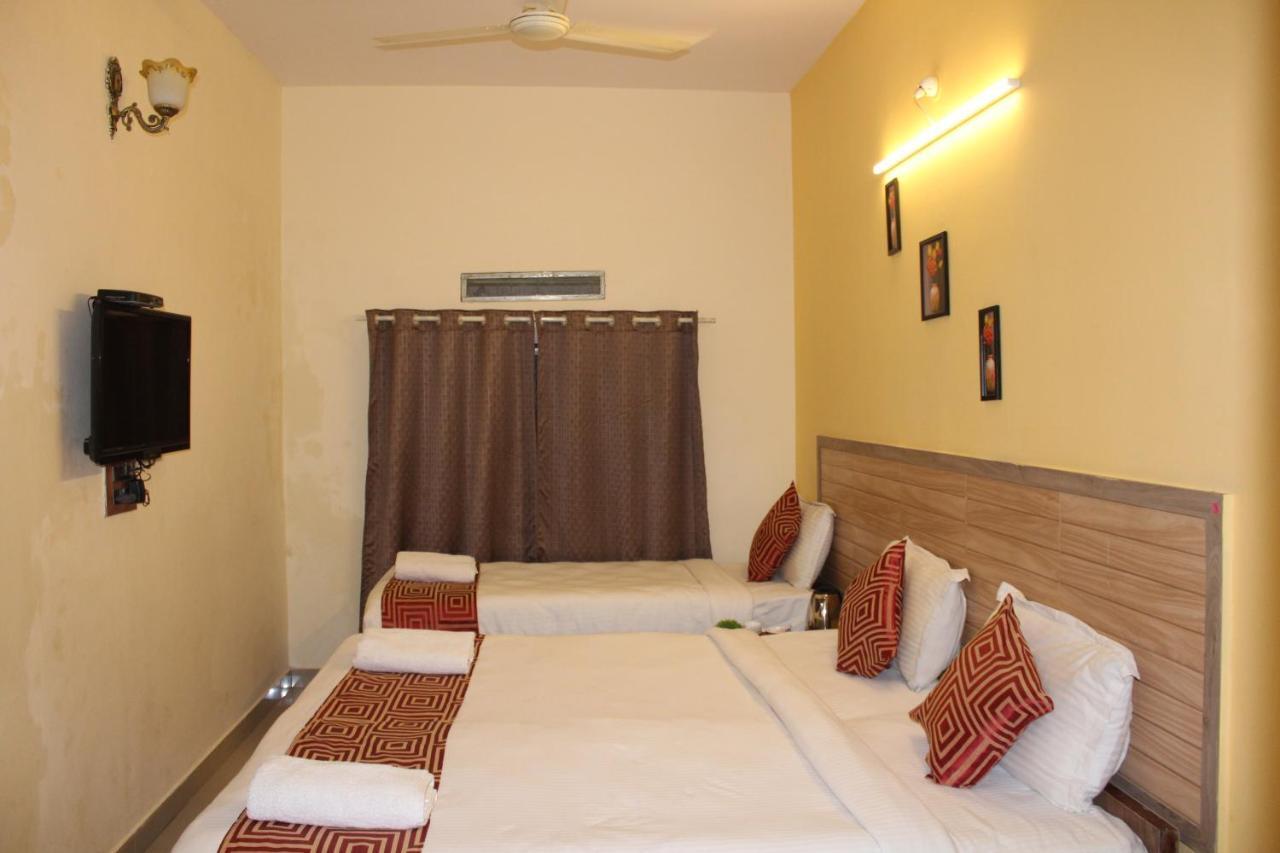 Kaveri Hotel Bed&Breakfast Mysore Eksteriør billede