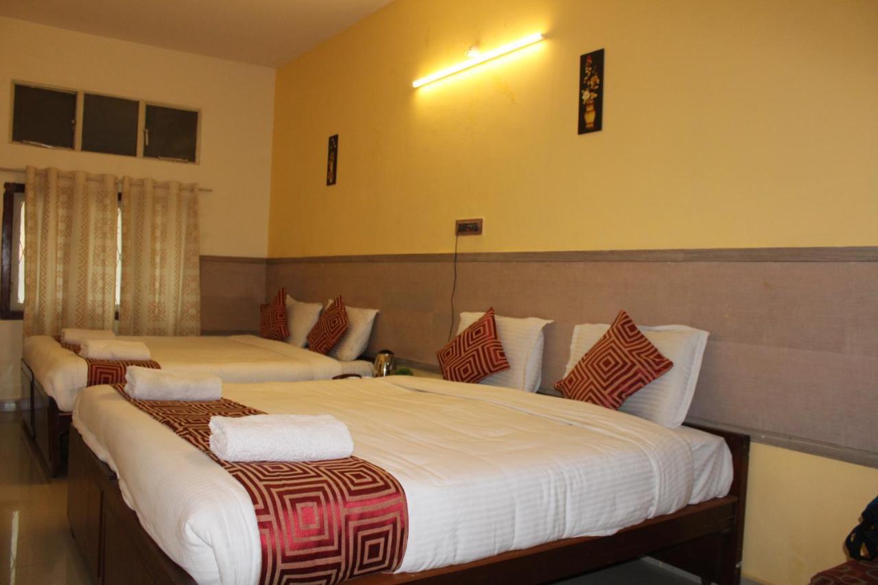 Kaveri Hotel Bed&Breakfast Mysore Eksteriør billede