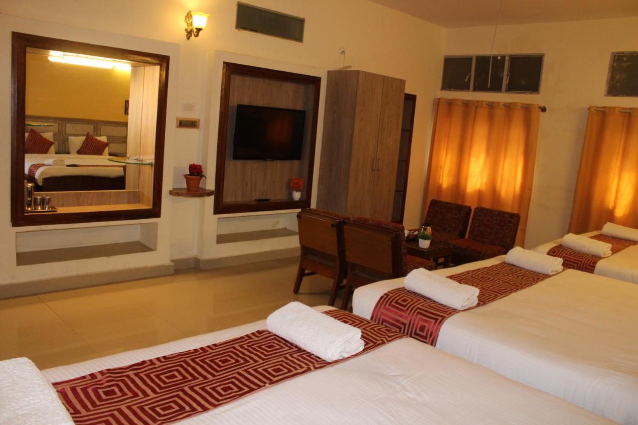 Kaveri Hotel Bed&Breakfast Mysore Eksteriør billede