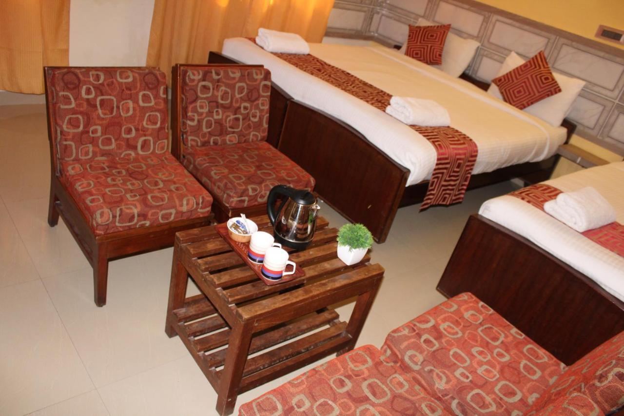 Kaveri Hotel Bed&Breakfast Mysore Eksteriør billede